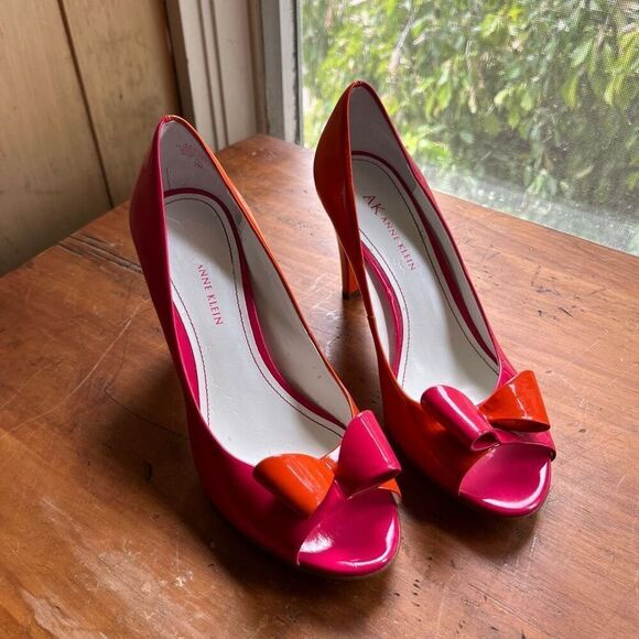 Anne Klein Foxie Pink Orange Patent Bow Heels SZ 7 Peep Toe Pumps - Picture 9 of 12